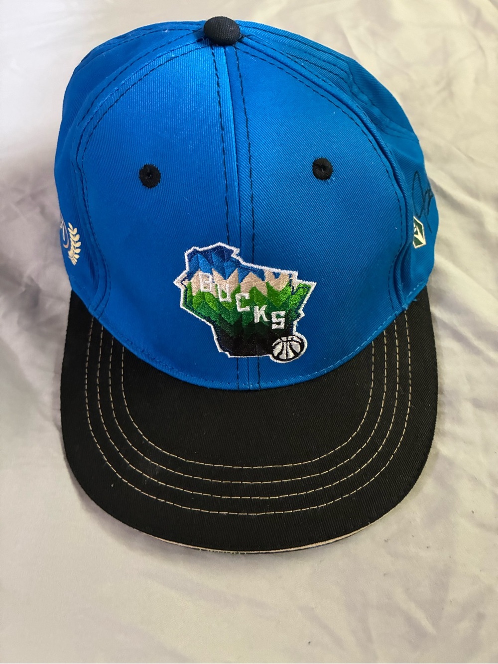 Milwaukee Buck's Basketball Snapback Hat